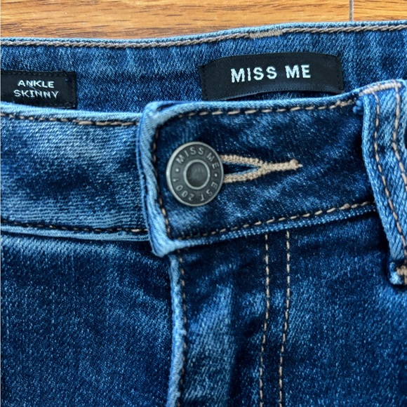 MISS ME JEANS * SKINNY ANKLE JEANS with EMBROIDERED FLOWERS  - SIZE 26 - Picture 5 of 12